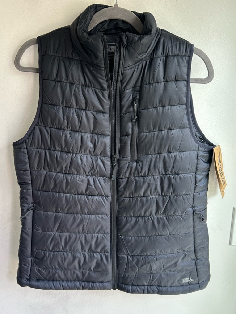 Eddie Bauer women’s black alpine vest. Size small. New with Tags!